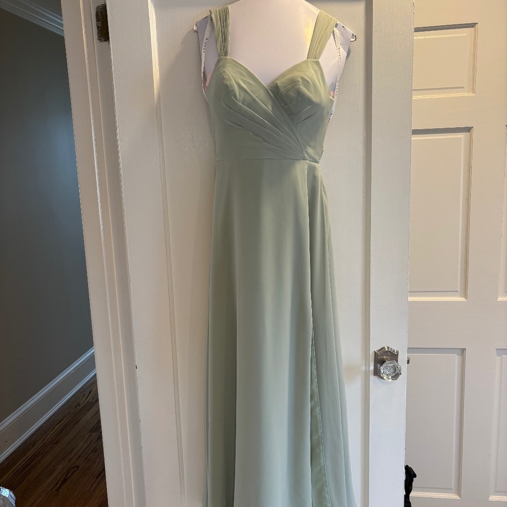 dress/gown